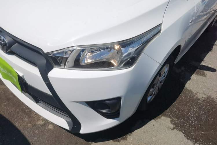 Used Toyota YARiS L Zhi Xuan 2014 1.3E Manual Charm Edition Left Front Headlight