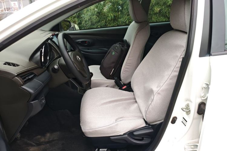 Used Toyota YARiS L Zhi Xuan 2014 1.3E Manual Charm Edition Left Front Seat