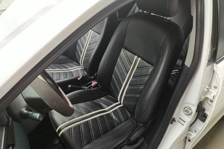 Used Toyota YARiS L Zhi Xuan 2014 1.3E Manual Charm Edition Left Front Seat
