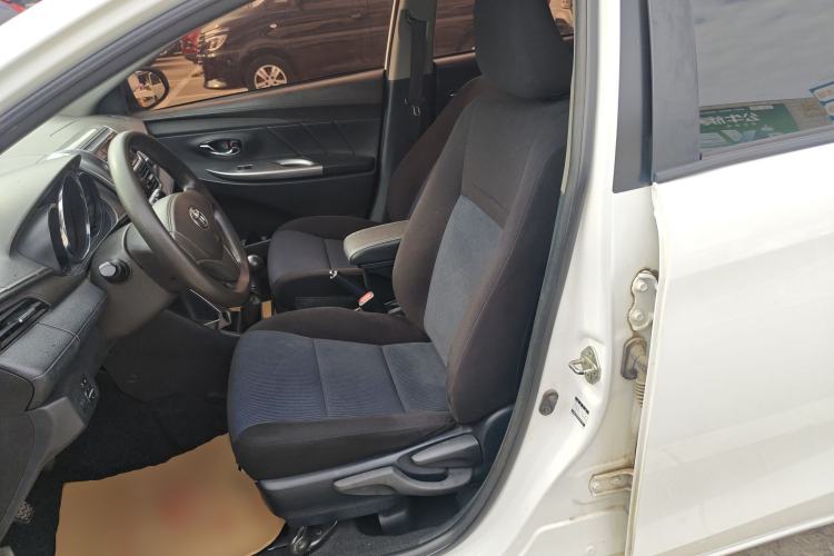 Used Toyota YARiS L Zhi Xuan 2014 1.3E Manual Charm Edition Left Front Seat
