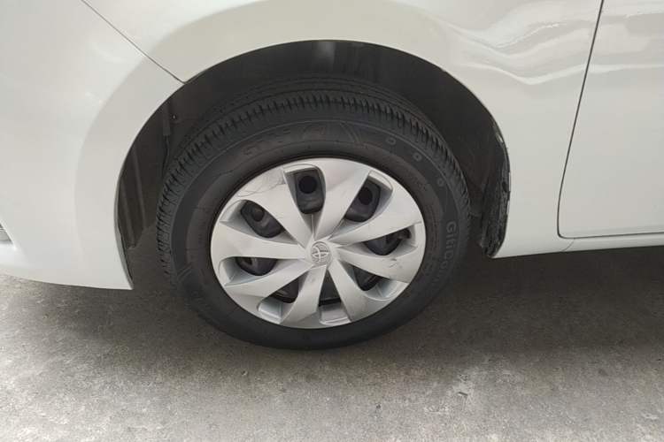 Used Toyota YARiS L Zhi Xuan 2014 1.3E Manual Charm Edition Left Front Wheel Hub