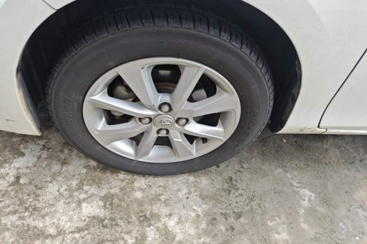 Used Toyota YARiS L Zhi Xuan 2014 1.5G Automatic Xuan Dong Edition Left Front Wheel Hub