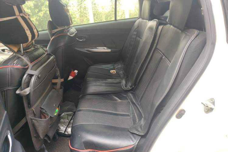 Used Toyota YARiS L Zhi Xuan 2014 1.3E Manual Charm Edition Left Rear Seat