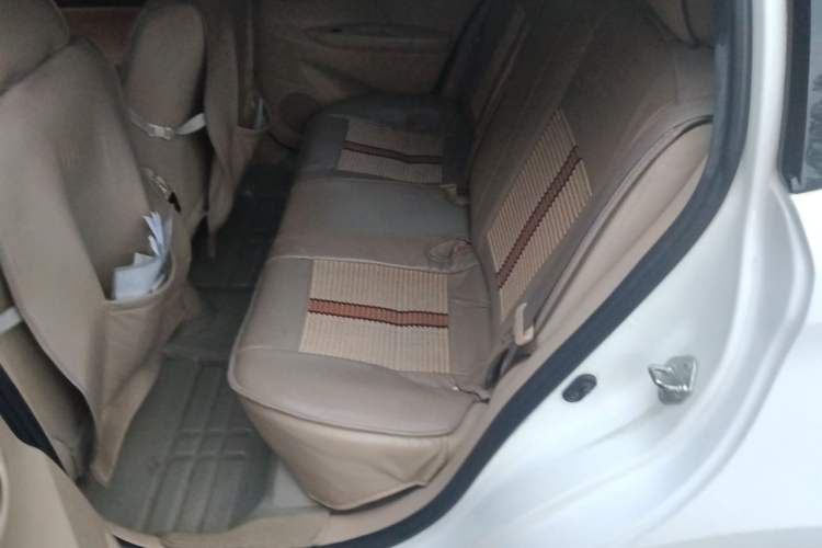 Used Toyota YARiS L Zhi Xuan 2014 1.5G Manual Xuan Dong Edition Left Rear Seat