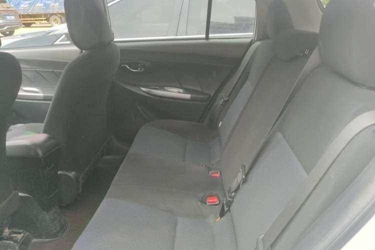 Used Toyota YARiS L Zhi Xuan 2014 1.3E Automatic Charm Edition Left Rear Seat