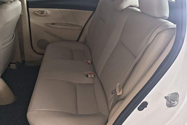 Used Toyota YARiS L Zhi Xuan 2014 1.3E Automatic Charm Edition Left Rear Seat