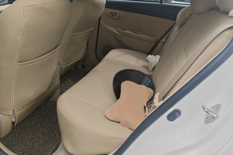 Used Toyota YARiS L Zhi Xuan 2014 1.5G Automatic Xuan Dong Edition Left Rear Seat