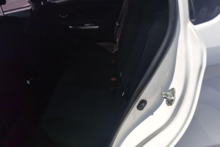 Used Toyota YARiS L Zhi Xuan 2014 1.3E Automatic Charm Edition Left Rear Seat