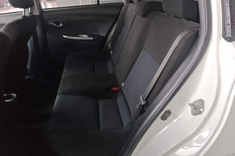 Used Toyota YARiS L Zhi Xuan 2014 1.3E Automatic Charm Edition Left Rear Seat