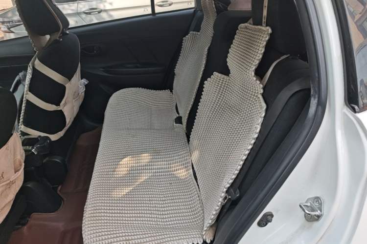 Used Toyota YARiS L Zhi Xuan 2014 1.3E Manual Charm Edition Left Rear Seat