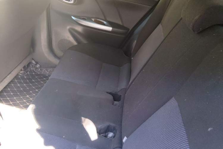 Used Toyota YARiS L Zhi Xuan 2014 1.3E Manual Charm Edition Left Rear Seat