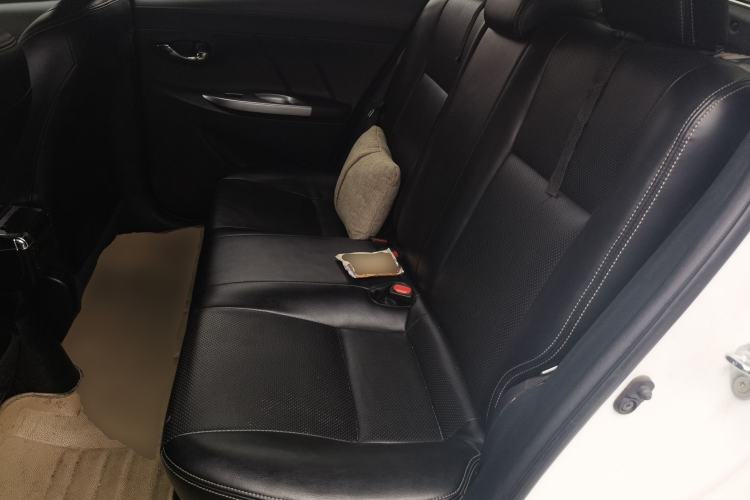 Used Toyota YARiS L Zhi Xuan 2014 1.3E Manual Charm Edition Left Rear Seat