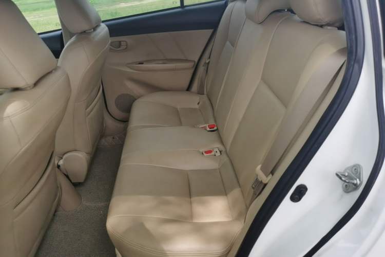 Used Toyota YARiS L Zhi Xuan 2014 1.3E Automatic Charm Edition Left Rear Seat