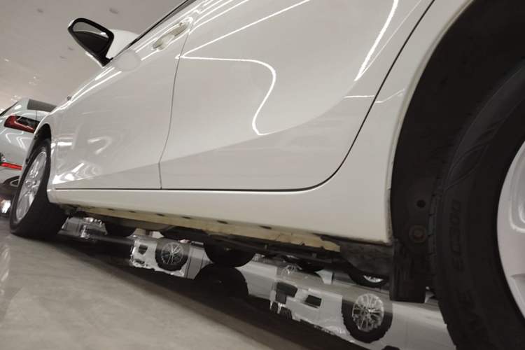 Used Toyota YARiS L Zhi Xuan 2014 1.5G Automatic Xuan Dong Edition Left Side Sill