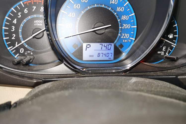 Used Toyota YARiS L Zhi Xuan 2014 1.5G Automatic Xuan Dong Edition Odometer Close Up