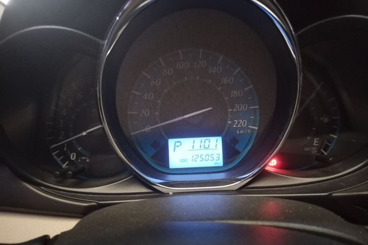 Used Toyota YARiS L Zhi Xuan 2014 1.5G Automatic Xuan Dong Edition Odometer Close Up