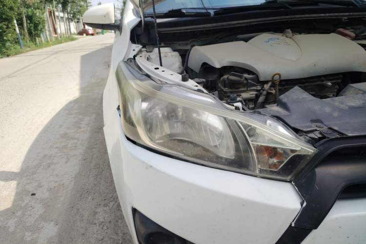 Used Toyota YARiS L Zhi Xuan 2014 1.3E Manual Charm Edition Right Front Headlight