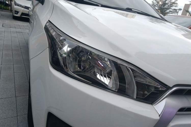 Used Toyota YARiS L Zhi Xuan 2014 1.5G Manual Xuan Dong Edition Right Front Headlight