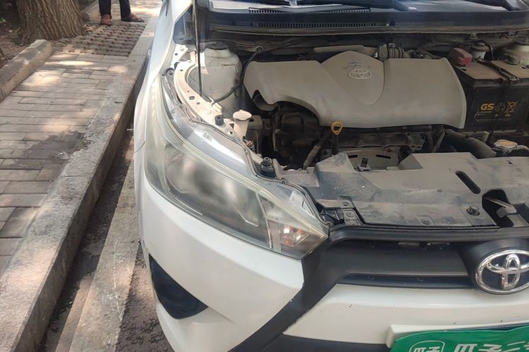 Used Toyota YARiS L Zhi Xuan 2014 1.3E Automatic Charm Edition Right Front Headlight