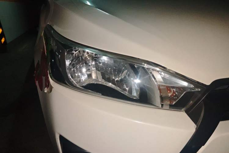 Used Toyota YARiS L Zhi Xuan 2014 1.3E Automatic Charm Edition Right Front Headlight