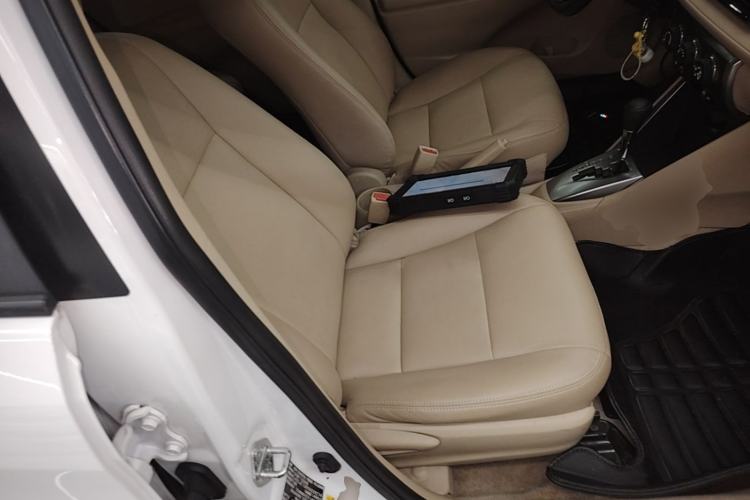 Used Toyota YARiS L Zhi Xuan 2014 1.5G Automatic Xuan Dong Edition Right Front Seat