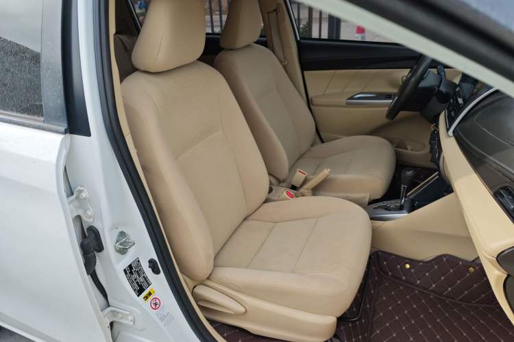 Used Toyota YARiS L Zhi Xuan 2014 1.5G Automatic Xuan Dong Edition Right Front Seat