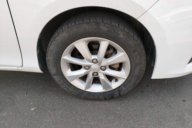 Used Toyota YARiS L Zhi Xuan 2014 1.5G Manual Xuan Dong Edition Right Front Wheel Hub