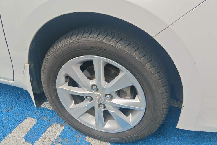 Used Toyota YARiS L Zhi Xuan 2014 1.5G Automatic Xuan Dong Edition Right Front Wheel Hub
