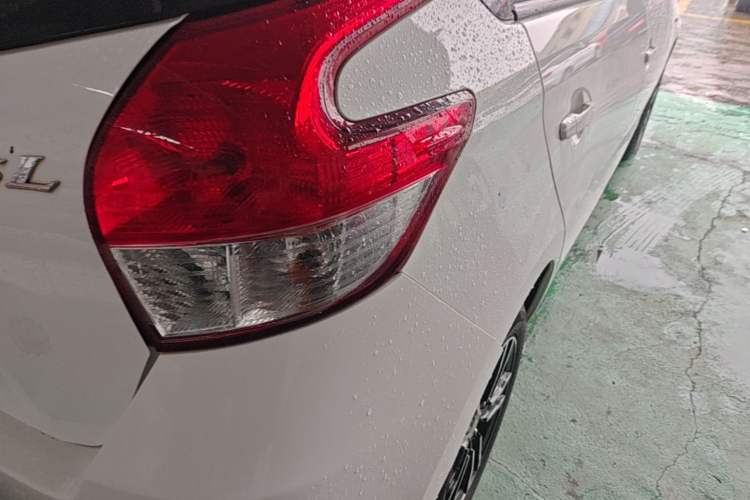 Used Toyota YARiS L Zhi Xuan 2014 1.3E Automatic Charm Edition Right Rear Taillight