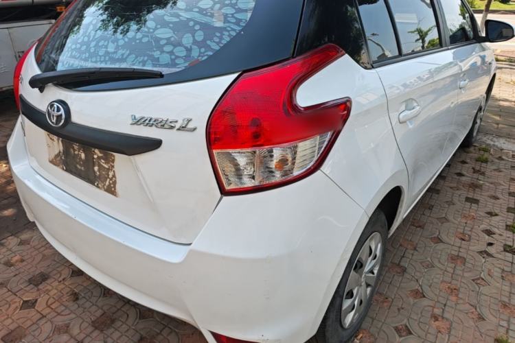 Used Toyota YARiS L Zhi Xuan 2014 1.3E Manual Charm Edition Right Rear Taillight
