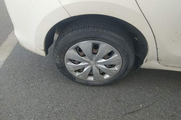 Used Toyota YARiS L Zhi Xuan 2014 1.3E Automatic Charm Edition Right Rear Wheel Hub