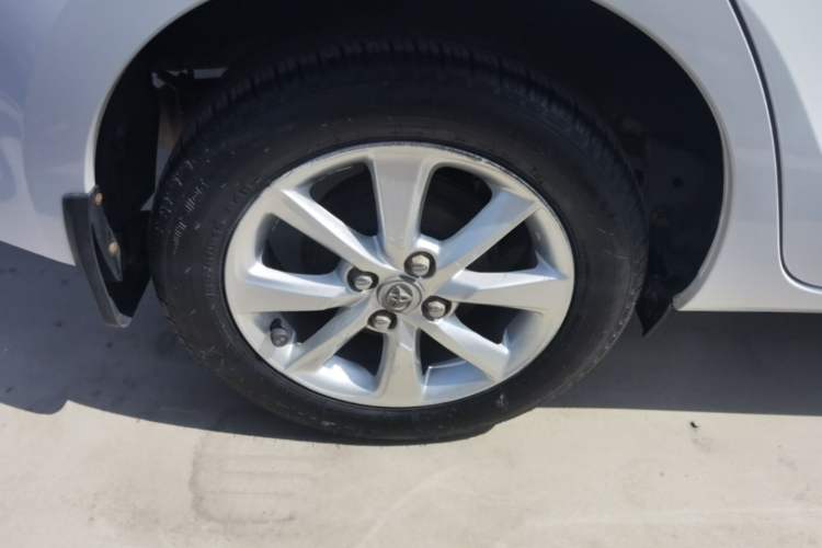 Used Toyota YARiS L Zhi Xuan 2014 1.3E Automatic Charm Edition Right Rear Wheel Hub