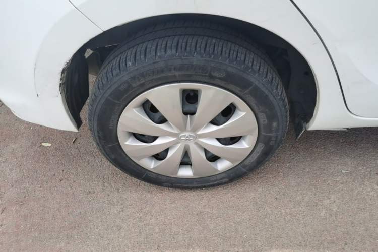 Used Toyota YARiS L Zhi Xuan 2014 1.3E Automatic Charm Edition Right Rear Wheel Hub