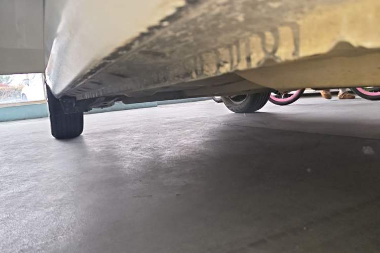 Used Toyota YARiS L Zhi Xuan 2014 1.3E Automatic Charm Edition Right Side Sill
