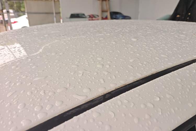 Used Toyota YARiS L Zhi Xuan 2014 1.3E Automatic Charm Edition Roof