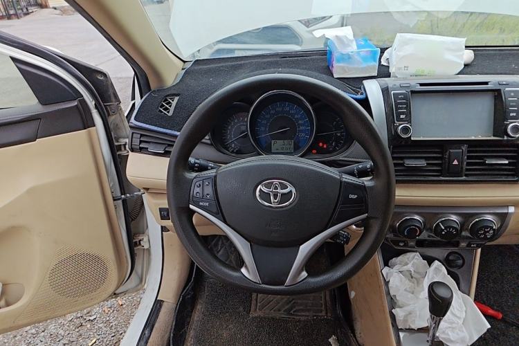 Used Toyota YARiS L Zhi Xuan 2014 1.5 GS Automatic Sharp Edition Steering Wheel