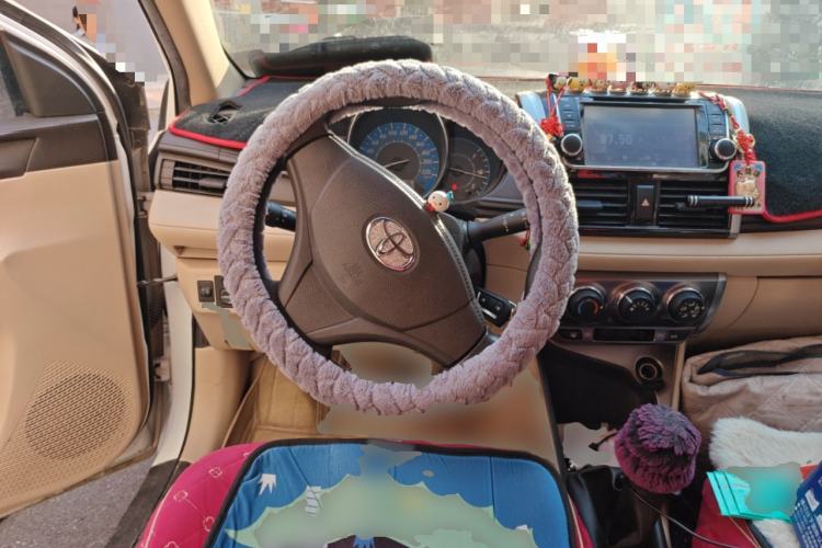 Used Toyota YARiS L Zhi Xuan 2014 1.3E Manual Charm Edition Steering Wheel