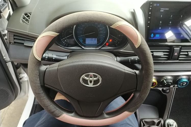 Used Toyota YARiS L Zhi Xuan 2014 1.3E Manual Charm Edition Steering Wheel