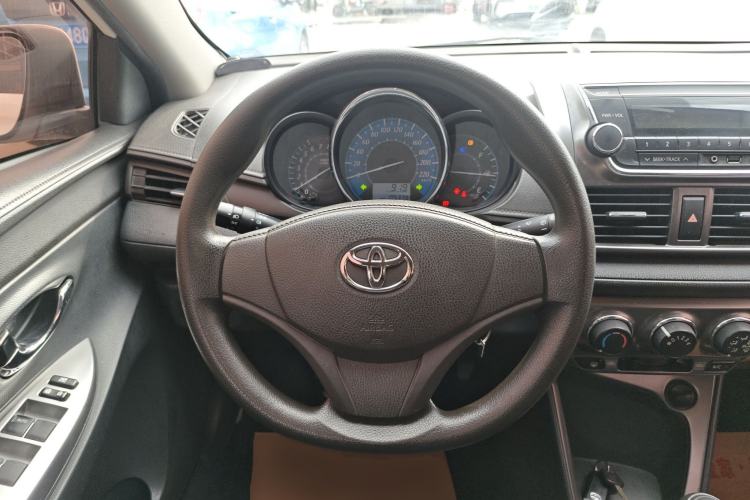 Used Toyota YARiS L Zhi Xuan 2014 1.3E Manual Charm Edition Steering Wheel