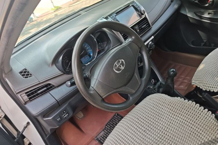 Used Toyota YARiS L Zhi Xuan 2014 1.3E Manual Charm Edition Steering Wheel