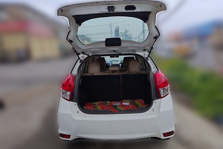 Used Toyota YARiS L Zhi Xuan 2014 1.5 GS Automatic Sharp Edition Trunk