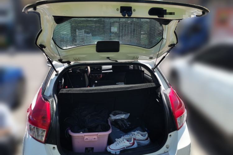 Used Toyota YARiS L Zhi Xuan 2014 1.3E Manual Charm Edition Trunk