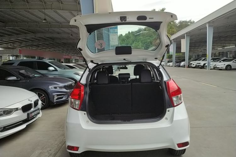Used Toyota YARiS L Zhi Xuan 2014 1.3E Manual Charm Edition Trunk
