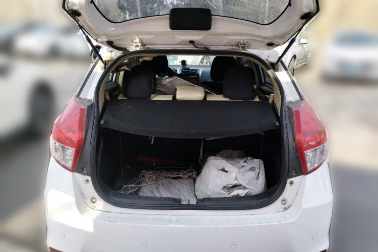 Used Toyota YARiS L Zhi Xuan 2014 1.5G Manual Xuan Dong Edition Trunk