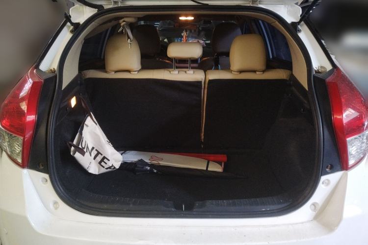 Used Toyota YARiS L Zhi Xuan 2014 1.5G Automatic Xuan Dong Edition Trunk