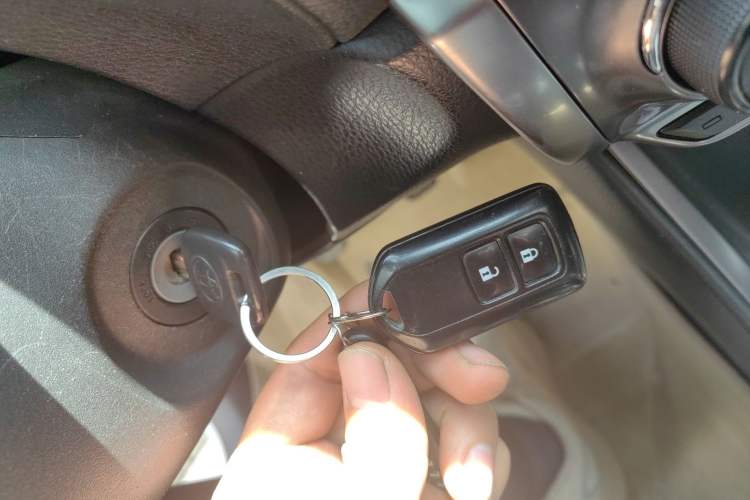 Used Toyota YARiS L Zhi Xuan 2014 1.3E Manual Charm Edition Vehicle Key