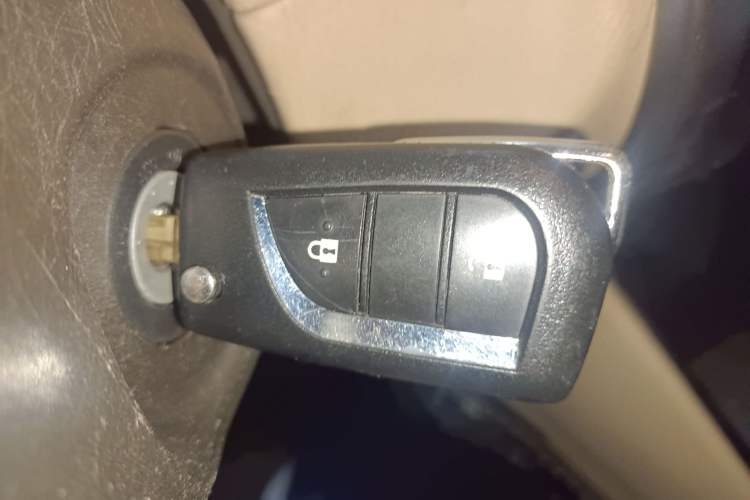 Used Toyota YARiS L Zhi Xuan 2014 1.3E Manual Charm Edition Vehicle Key