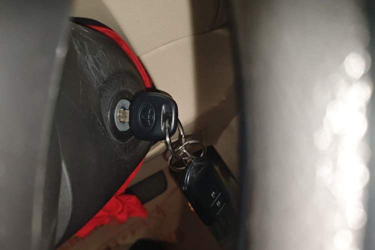 Used Toyota YARiS L Zhi Xuan 2014 1.5G Automatic Xuan Dong Edition Vehicle Key