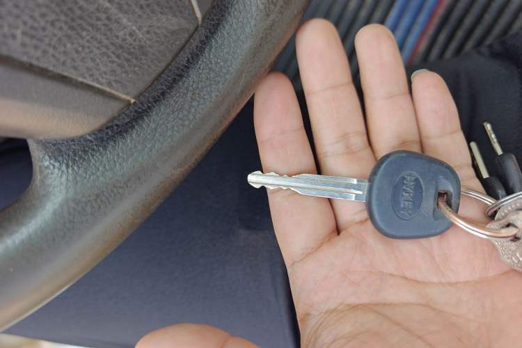 Used Toyota YARiS L Zhi Xuan 2014 1.3E Automatic Charm Edition Vehicle Key