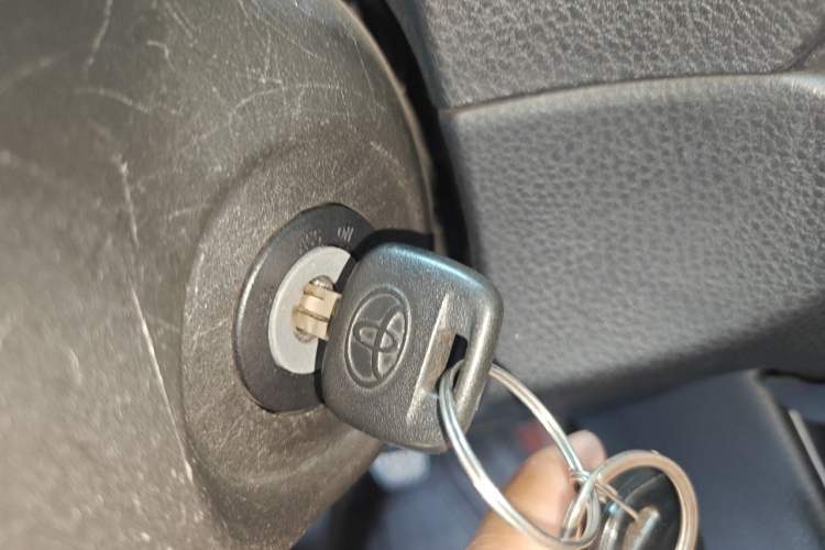 Used Toyota YARiS L Zhi Xuan 2014 1.3E Manual Charm Edition Vehicle Key